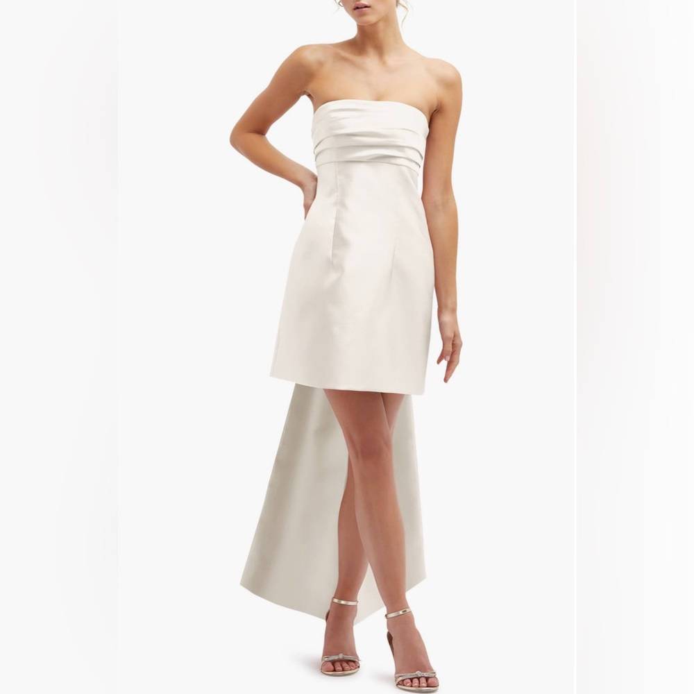 Alfred Sung Oversize Bow Back Strapless Minidress in Ivory Size 2